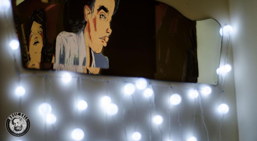 Hostal Music Hall *